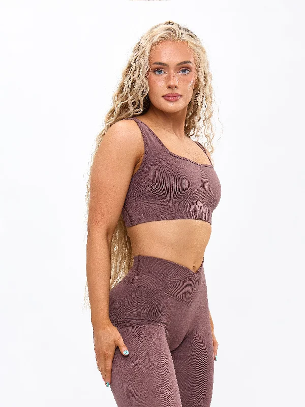 synergy-seamless-sports-bra-mocha-berry