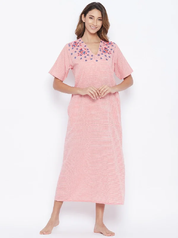 Pastel Red Embroidered Mangalgiri Cotton Nightdress