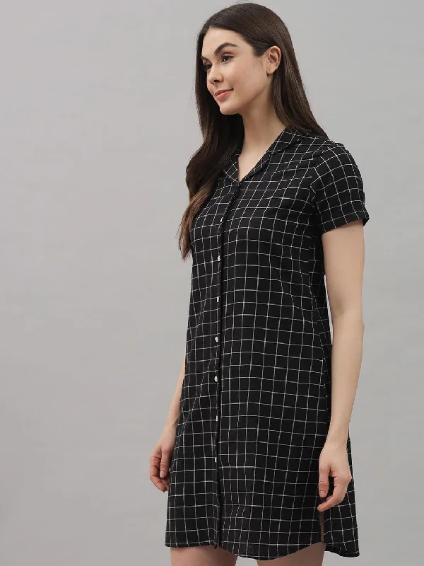 Black and White Check Knee Length Rayon Sleep Shirt by Shararat