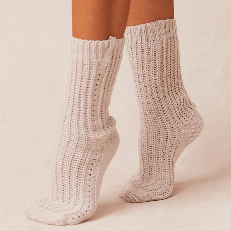 snooze-knitted-socks-cream