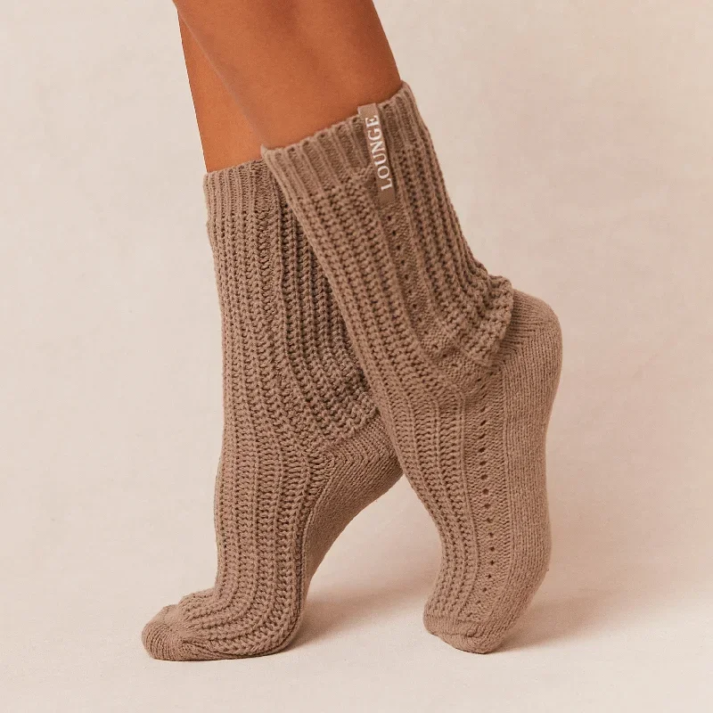 snooze-knitted-socks-fawn