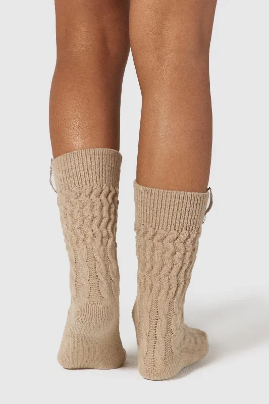 snug-knitted-socks-mink